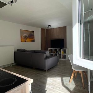 Deluxe Studio